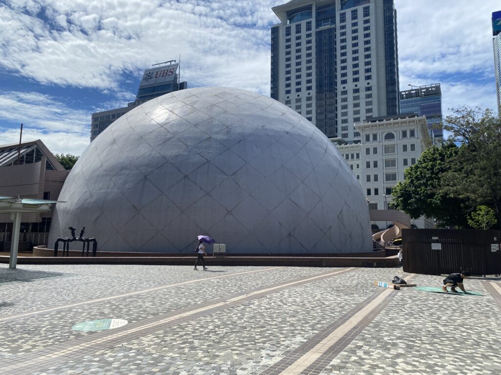 一同回味「星空下的菠蘿包」
